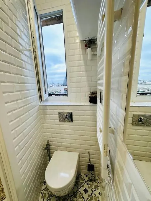 Studio « Lescostreet » Les Halles : Vue Tour Eiffel Paris Apartment